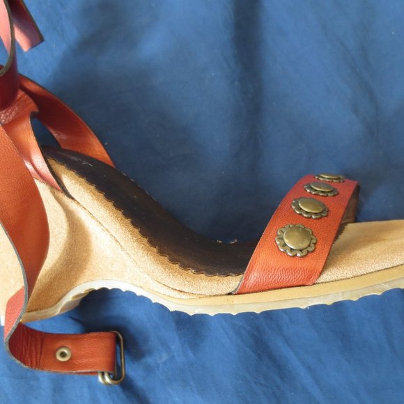 LOT OF 2 PAIRS---NINE WEST WEDGE SANDALS-NEW - Picture 2 of 12